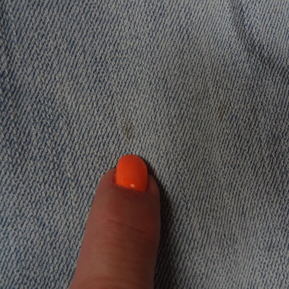 VINTAGE BLUES AMERICA EMBROIDERED FLOWER WOMENS JEAN SIZE 6 28 L241 (SPOT C PIC) - Picture 3 of 8